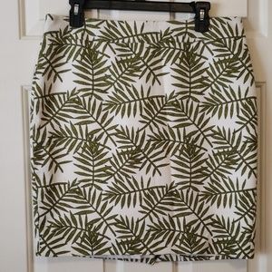 Ann Taylor Petite Leaf Print Pencil Skirt Size 12P